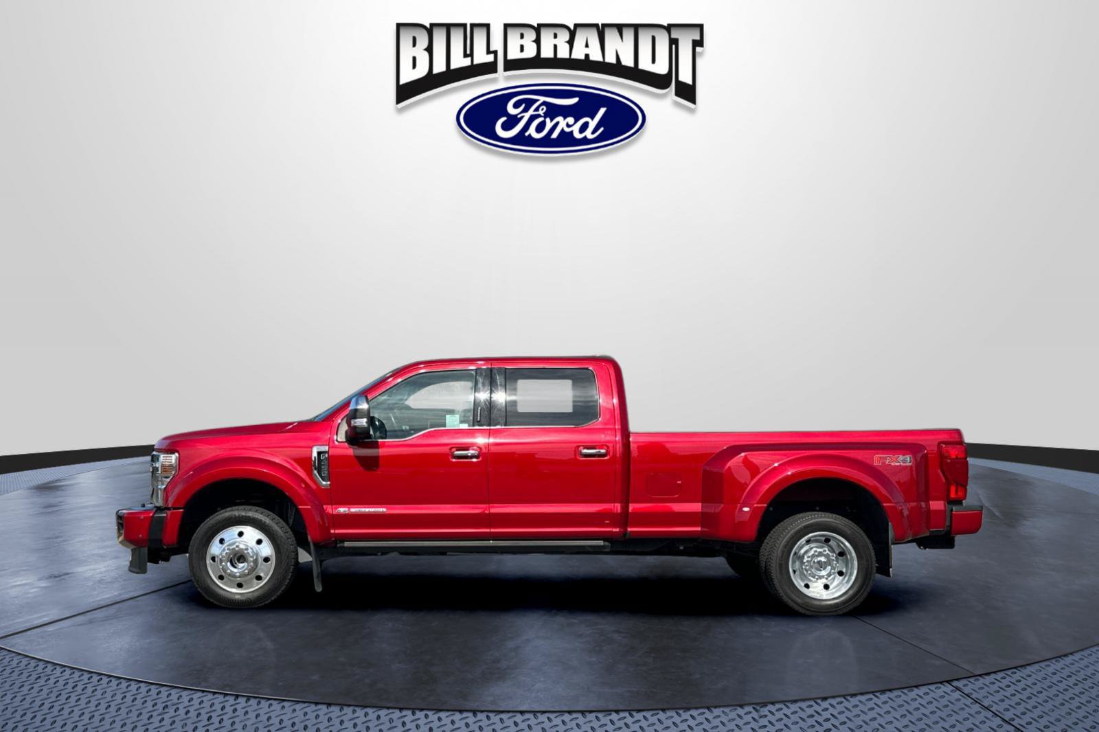 Used 2022 Ford F450 Platinum w/ FX4 Off-Road Package AWD/4WD image 6
