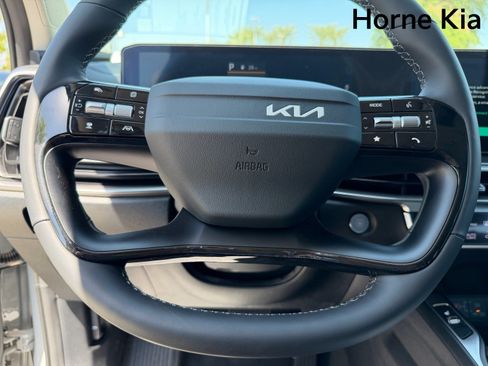New 2026 Kia Sorento EX AWD/4WD image 12