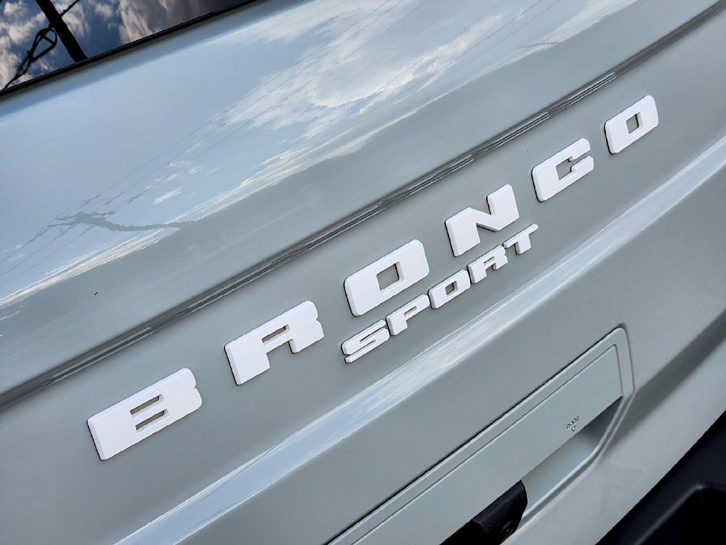 Used 2023 Ford Bronco Sport Heritage w/ Heritage Convenience Package AWD/4WD image 12