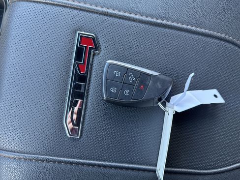 Used 2024 GMC Sierra 2500 AT4 w/ AT4 Preferred Package image 28