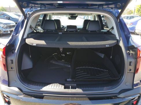 Certified 2024 Kia Seltos SX w/ SX Sunroof Package AWD/4WD image 11