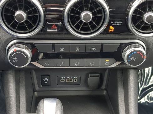 Used 2024 Nissan Sentra SV FWD image 24