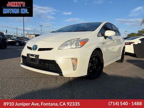 Used 2013 Toyota Prius Three FWD image 1