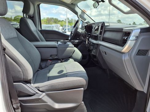 Used 2025 Ford F250 XLT AWD/4WD image 19