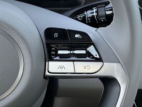 New 2026 Hyundai Elantra Sport FWD image 19