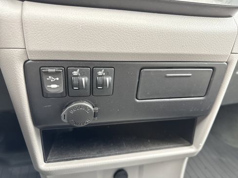 Certified 2017 Toyota Sienna XLE image 22