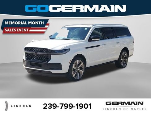 New 2026 Lincoln Navigator L Black Label AWD/4WD image 1