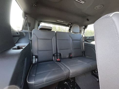 New 2026 GMC Yukon Elevation image 33