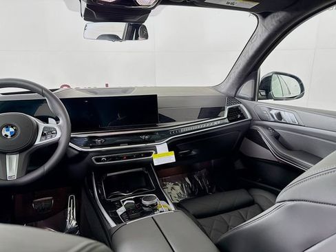 New 2026 BMW X7 xDrive40i w/ M Sport Package image 24