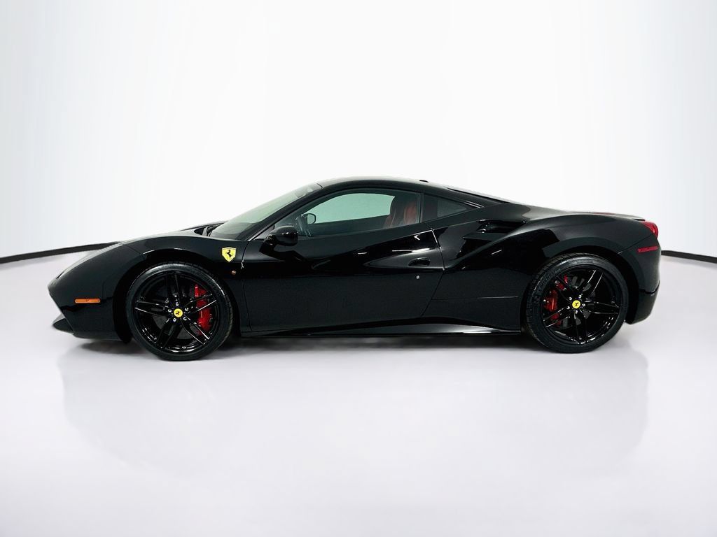 Used 2016 Ferrari 488 GTB RWD image 9