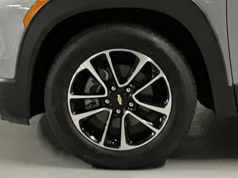 Used 2024 Chevrolet TrailBlazer LT w/ Convenience Package image 25