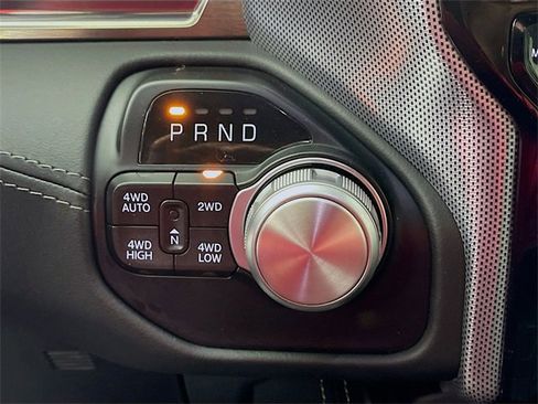 Used 2020 RAM 1500 Limited w/ Black Appearance Package image 18