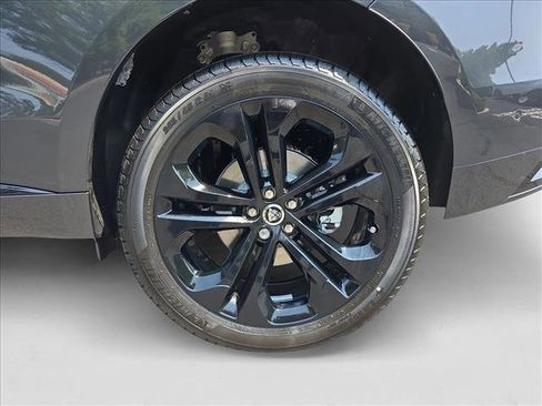 New 2026 Jaguar F-PACE R-Dynamic S image 30