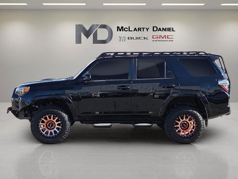 Used 2015 Toyota 4Runner Trail Premium image 3