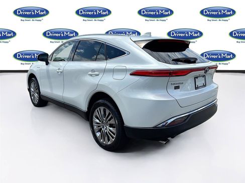 Used 2021 Toyota Venza XLE w/ Softex Package AWD/4WD image 5