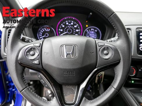 Used 2021 Honda HR-V Sport image 10