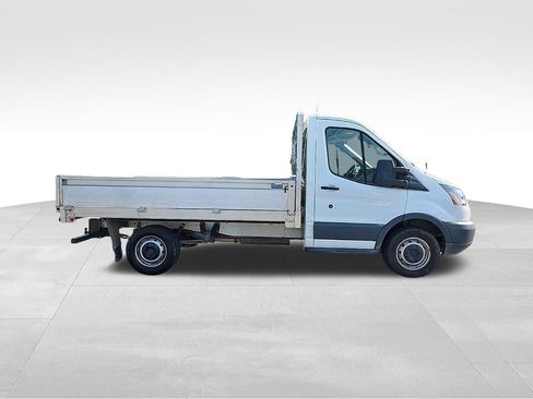 Used 2018 Ford Transit 250 138 RWD image 9