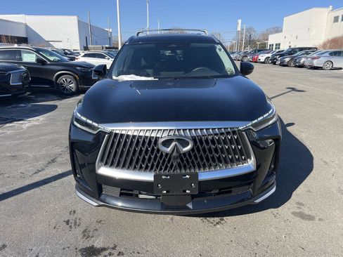 New 2026 INFINITI QX60 Luxe w/ Family Package image 8
