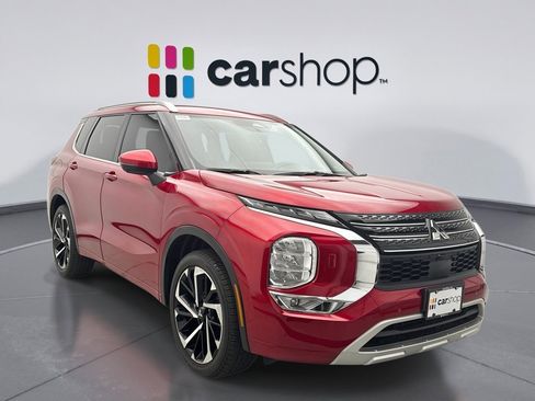 Used 2024 Mitsubishi Outlander SEL image 7