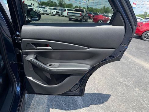 Used 2021 MAZDA CX-30 FWD 2.5 S w/ Select Package image 18