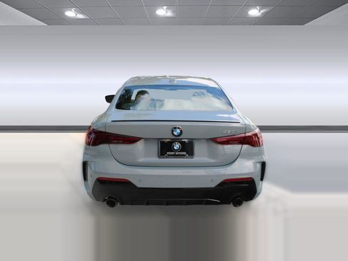 Used 2026 BMW 430i Coupe w/ M Sport Package RWD image 10