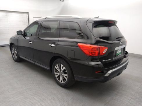 Used 2017 Nissan Pathfinder SV FWD image 5