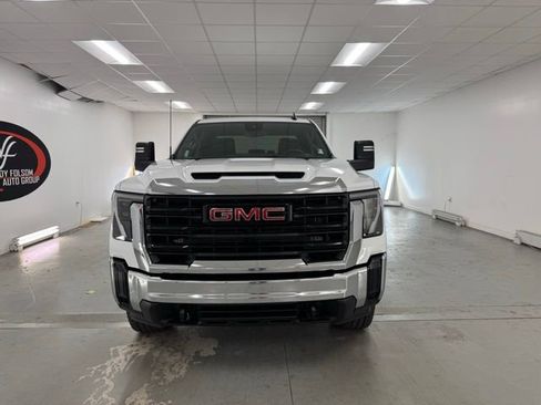 New 2026 GMC Sierra 3500 Pro w/ Convenience Package image 2