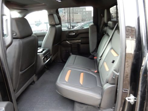 Used 2019 GMC Sierra 1500 AT4 w/ AT4 Premium Package image 10