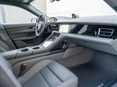 Certified 2026 Porsche Taycan AWD/4WD image 24