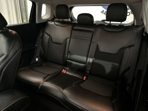 Used 2018 Jeep Compass Latitude image 26