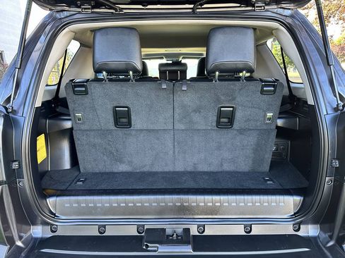 Used 2023 Toyota 4Runner SR5 Premium w/ Moonroof Package AWD/4WD image 29