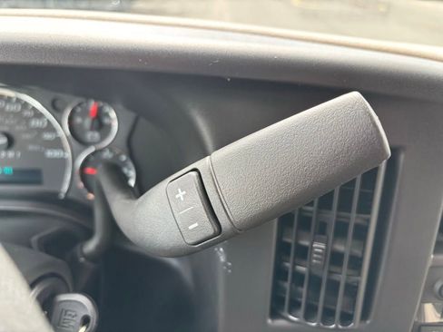 New 2026 Chevrolet Express 2500 RWD image 25