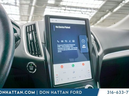 Used 2022 Ford Edge SEL w/ Convenience Package image 6