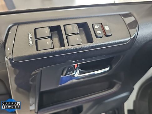 Used 2024 Toyota 4Runner TRD Off-Road image 9