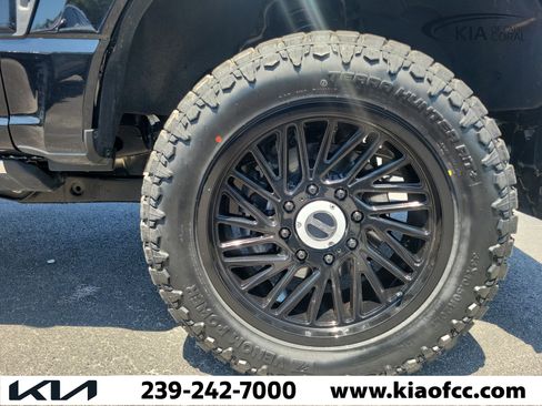 Used 2026 Ford F350 Platinum AWD/4WD image 7