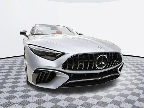 Used 2024 Mercedes-Benz SL 63 AMG 4MATIC image 23