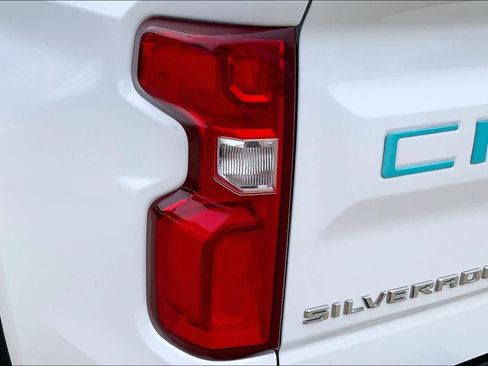 Used 2021 Chevrolet Silverado 1500 Custom RWD image 28