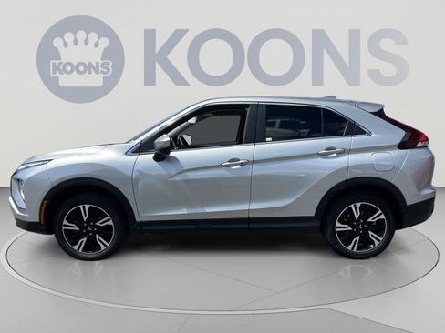 Used 2024 Mitsubishi Eclipse Cross SE AWD/4WD image 2