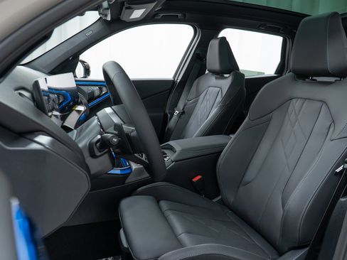 New 2026 BMW X3 xDrive30 w/ Premium Package image 13