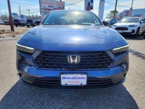 Used 2025 Honda Accord SE image 8