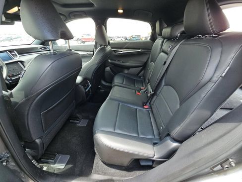Certified 2025 INFINITI QX55 Luxe AWD/4WD image 11