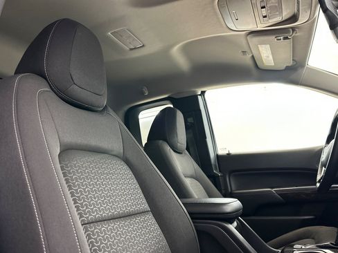 Used 2017 GMC Canyon SLE w/ SLE Convenience Package RWD image 24