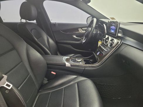 Used 2018 Mercedes-Benz C 300 4MATIC Sedan w/ Premium Package image 21