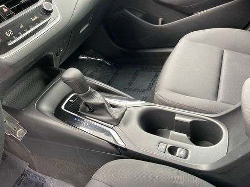 Used 2024 Toyota Corolla LE image 18