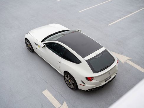Used 2014 Ferrari FF image 57