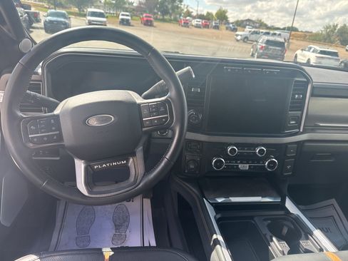 Used 2024 Ford F350 Platinum image 11