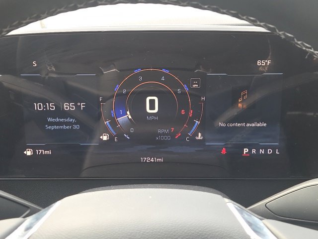 Used 2025 Chevrolet Traverse LT w/ Sun and Wheel Package FWD image 42