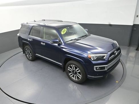 Used 2018 Toyota 4Runner Limited AWD/4WD image 23