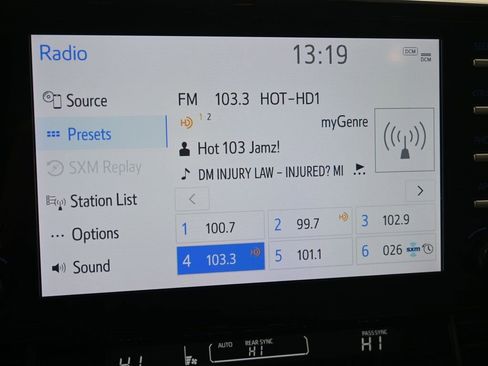 Used 2024 Toyota Sienna LE image 17
