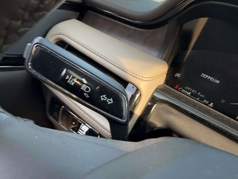 Used 2023 Lincoln Nautilus Reserve AWD/4WD image 26